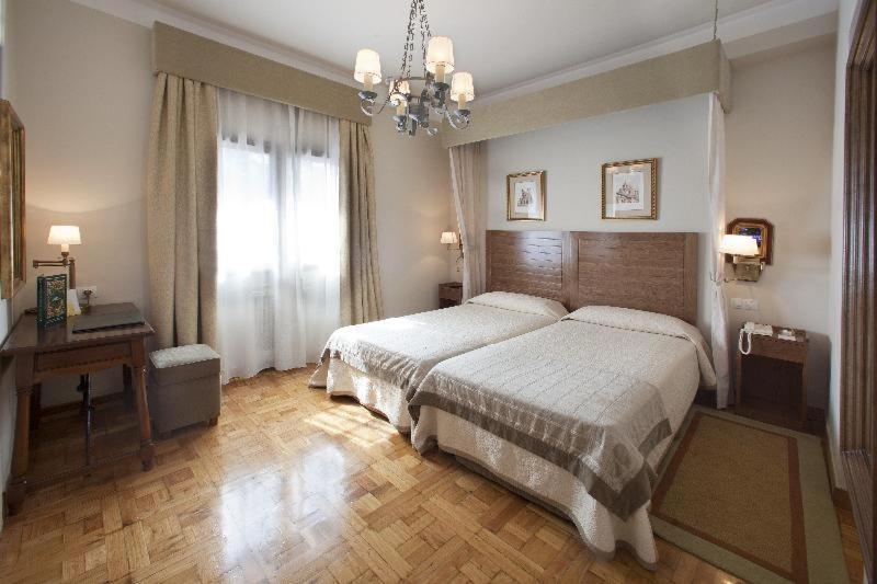 Parador de Teruel Quarto foto
