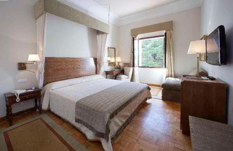 Parador de Teruel Quarto foto